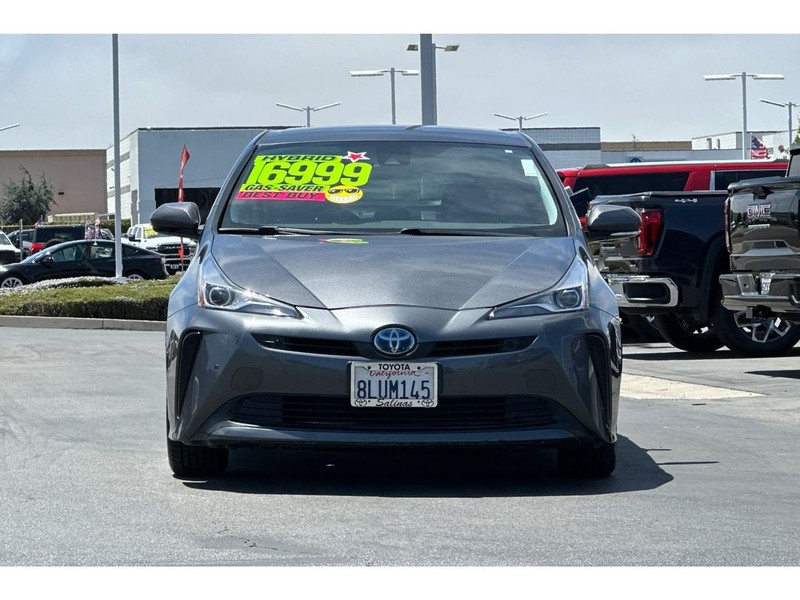Toyota Prius Vehicle Full-screen Gallery Image 09