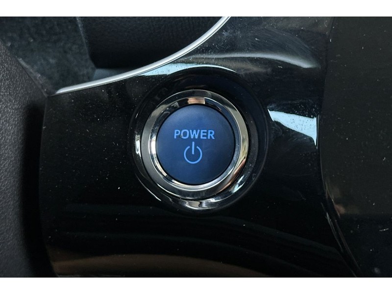 Toyota Prius Vehicle Full-screen Gallery Image 24