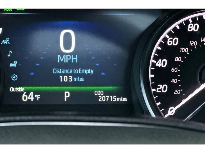 Toyota Camry Hybrid Vehicle Full-screen Gallery Image 29