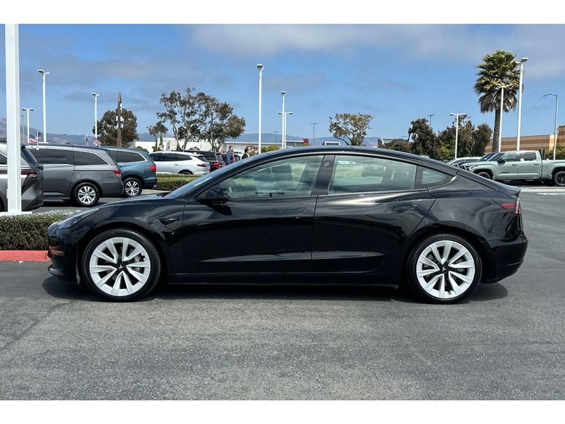 Tesla Model 3 Vehicle Full-screen Gallery Image 07