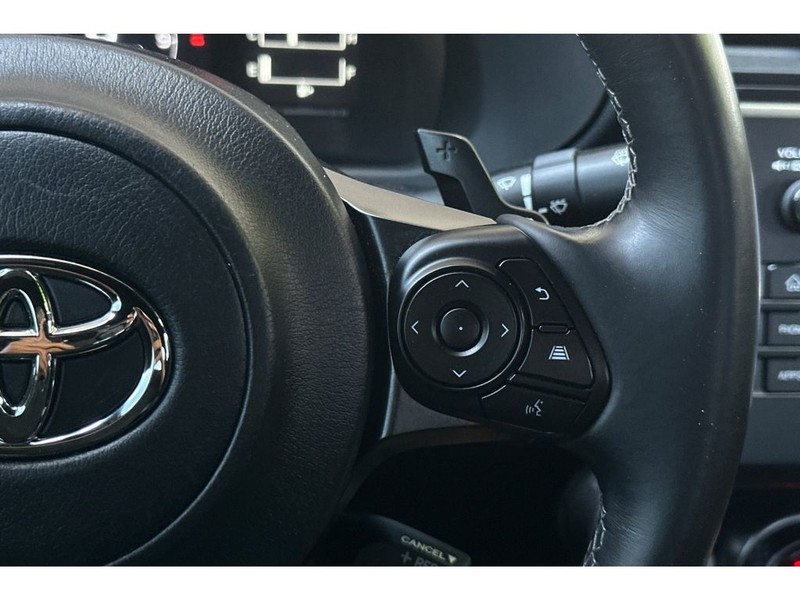 Toyota GR86 Vehicle Full-screen Gallery Image 26
