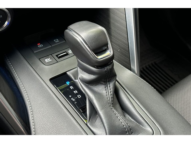 Toyota Venza Vehicle Full-screen Gallery Image 21