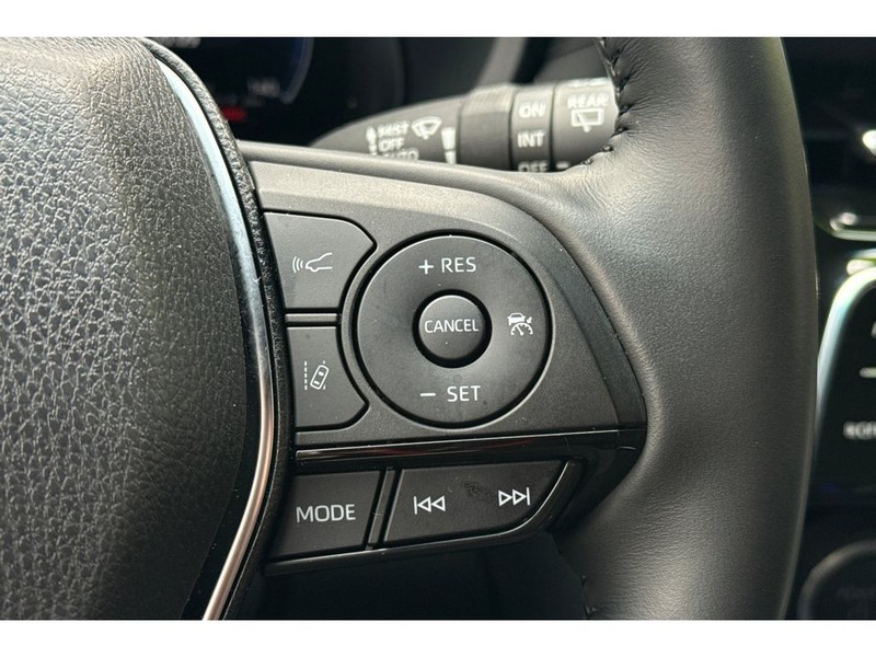 Toyota Venza Vehicle Full-screen Gallery Image 25