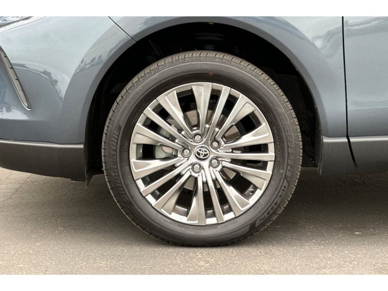 Toyota Venza Vehicle Full-screen Gallery Image 29