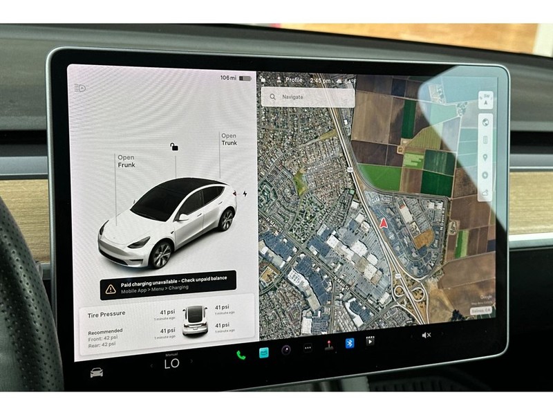 Tesla Model Y Vehicle Full-screen Gallery Image 21