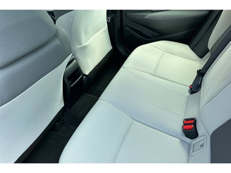 Toyota Corolla Vehicle Full-screen Gallery Image 13