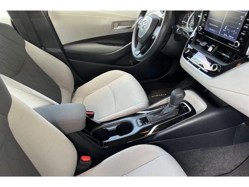 Toyota Corolla Vehicle Full-screen Gallery Image 16