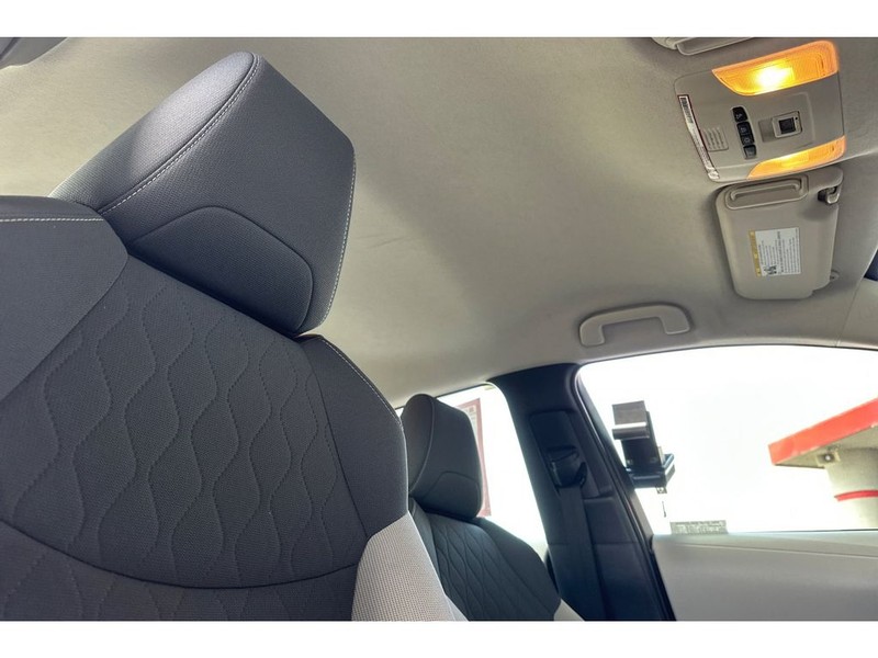 Toyota Corolla Vehicle Full-screen Gallery Image 17