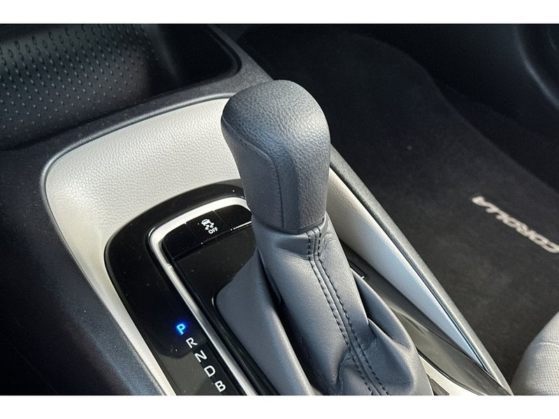 Toyota Corolla Vehicle Full-screen Gallery Image 22