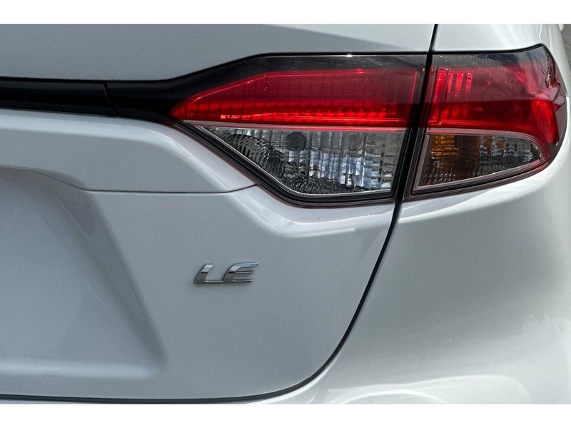 Toyota Corolla Vehicle Full-screen Gallery Image 31