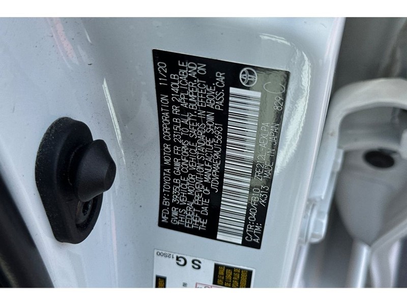 Toyota Corolla Vehicle Full-screen Gallery Image 32