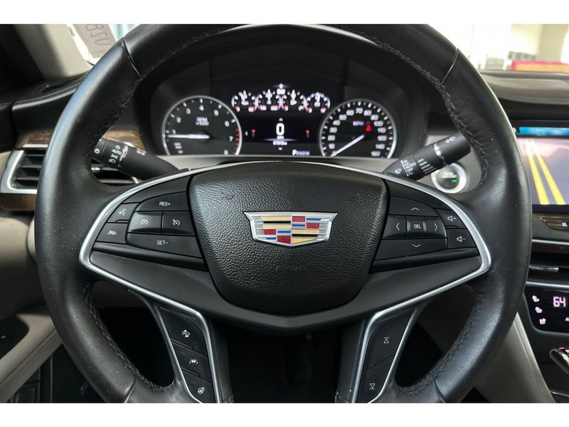 Cadillac CT6 Vehicle Full-screen Gallery Image 27