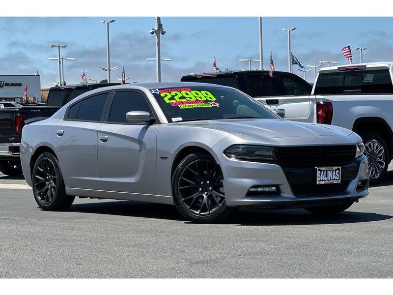 Dodge Charger Vehicle Full-screen Gallery Image 02