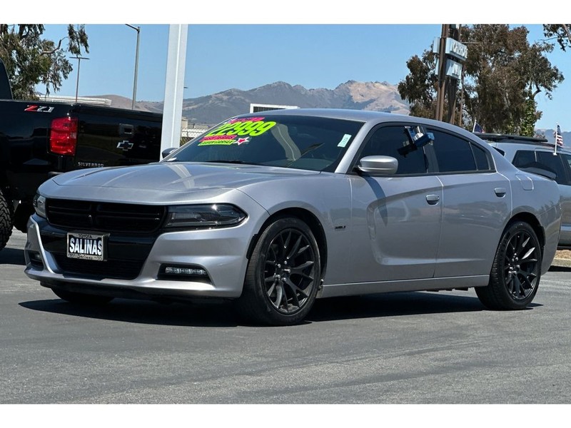 Dodge Charger Vehicle Full-screen Gallery Image 08