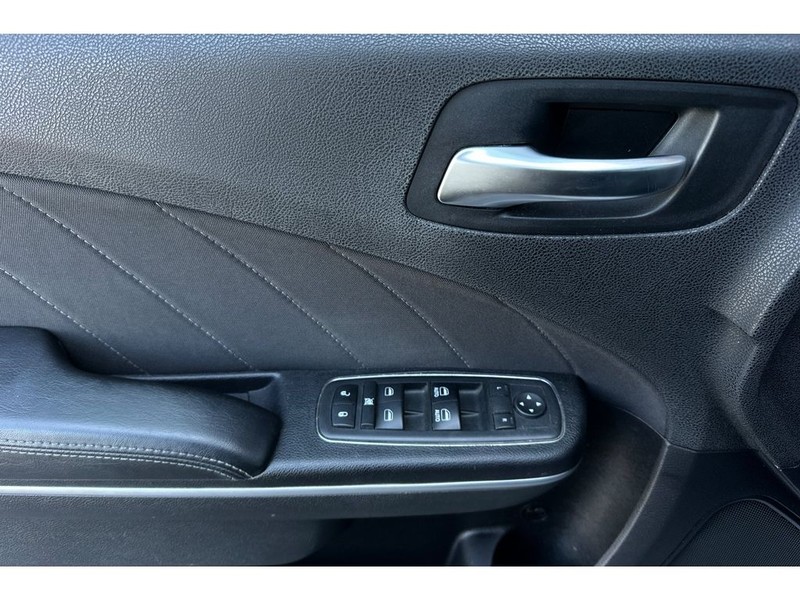 Dodge Charger Vehicle Full-screen Gallery Image 11