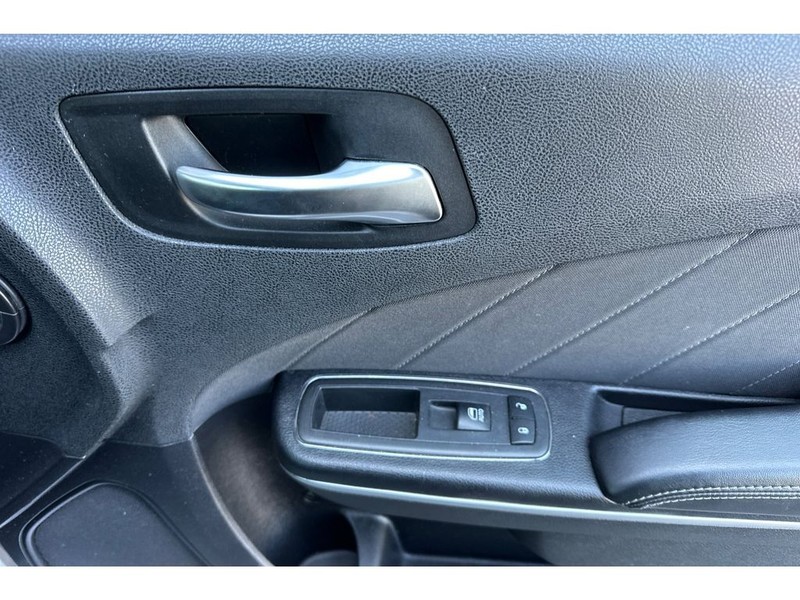 Dodge Charger Vehicle Full-screen Gallery Image 19