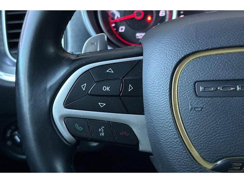 Dodge Charger Vehicle Full-screen Gallery Image 25