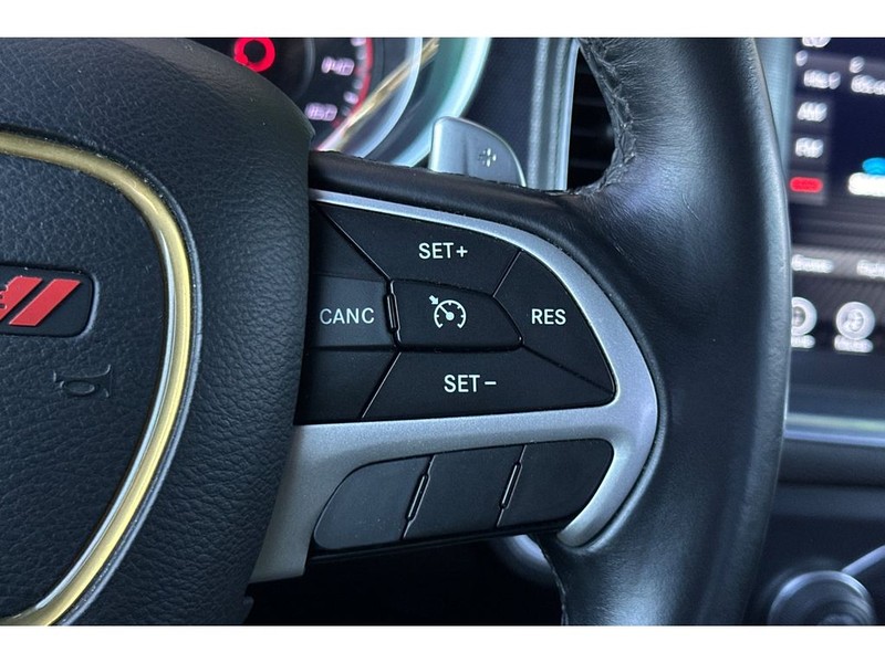 Dodge Charger Vehicle Full-screen Gallery Image 26