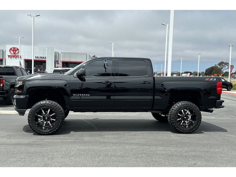 Chevrolet Silverado Vehicle Full-screen Gallery Image 07