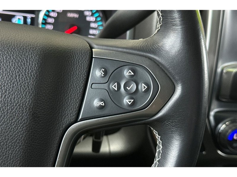 Chevrolet Silverado Vehicle Full-screen Gallery Image 27