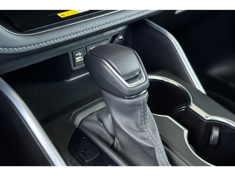 Toyota Highlander Vehicle Full-screen Gallery Image 25