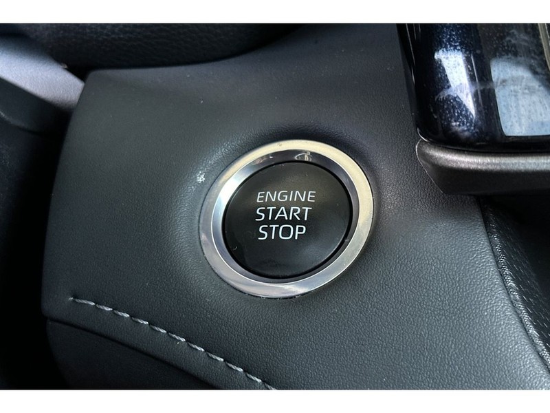 Toyota Highlander Vehicle Full-screen Gallery Image 26