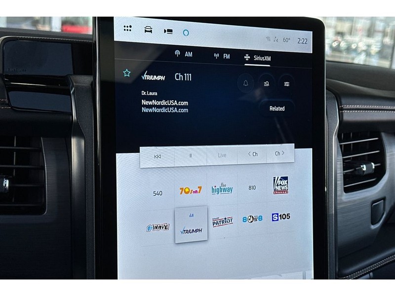Ford Expedition Vehicle Full-screen Gallery Image 23