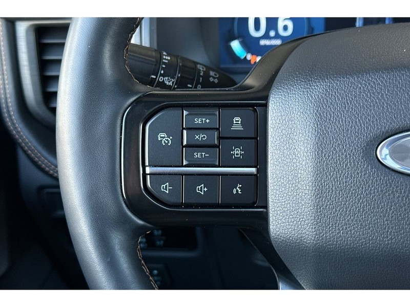 Ford Expedition Vehicle Full-screen Gallery Image 30