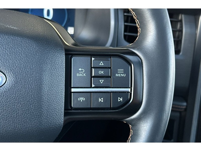 Ford Expedition Vehicle Full-screen Gallery Image 31
