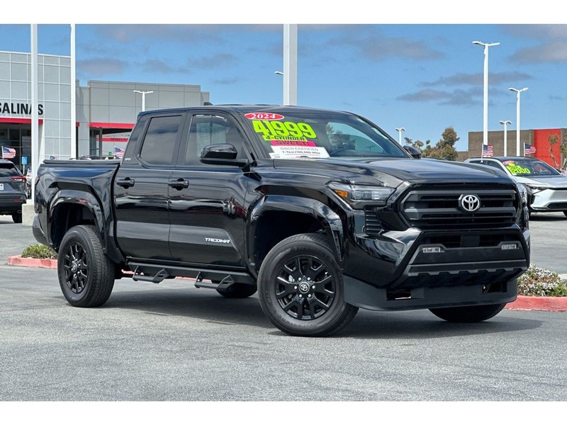 Toyota Tacoma Vehicle Full-screen Gallery Image 02