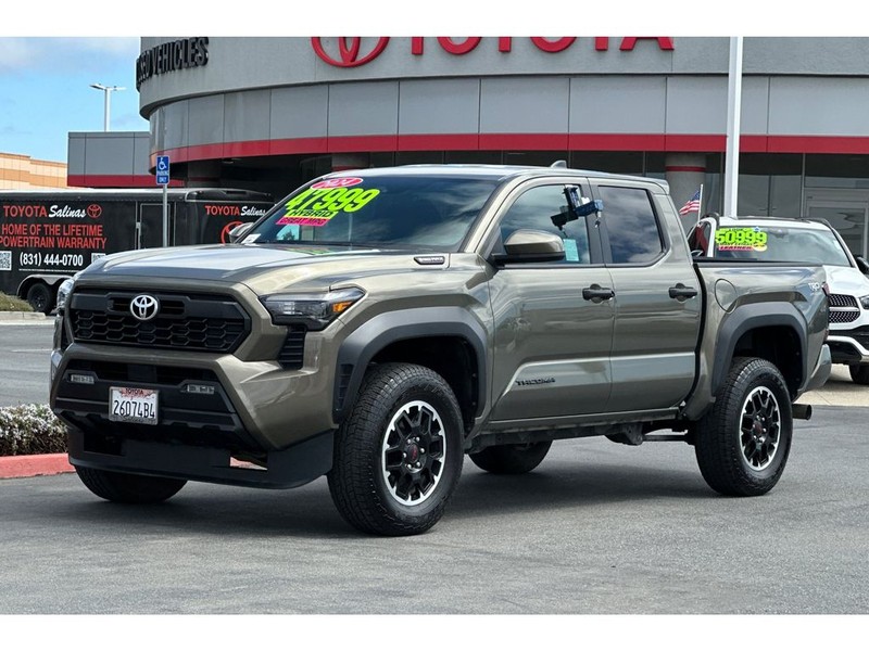Toyota Tacoma Hybrid Vehicle Full-screen Gallery Image 08