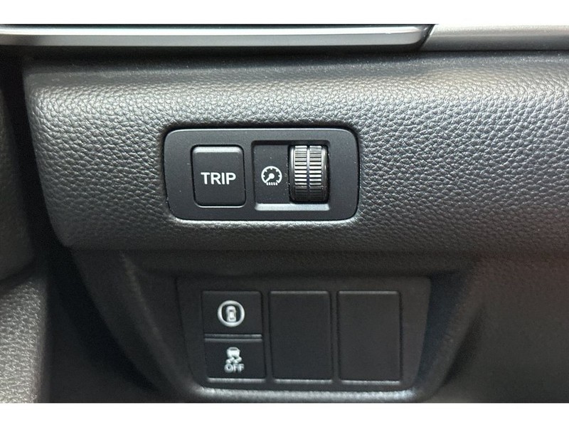 Honda Accord Vehicle Full-screen Gallery Image 29