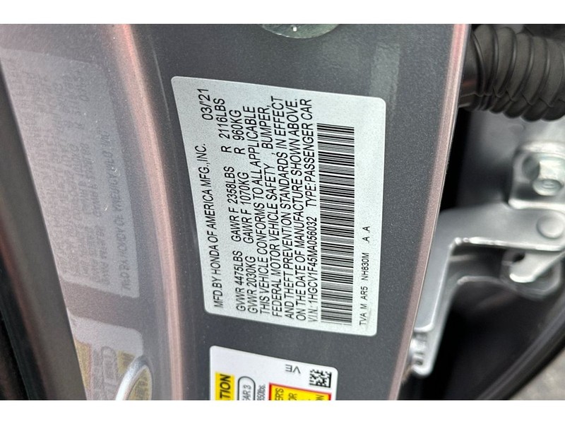 Honda Accord Vehicle Full-screen Gallery Image 32
