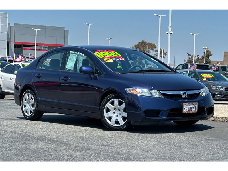 Honda Civic Vehicle Full-screen Gallery Image 02
