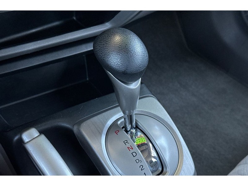 Honda Civic Vehicle Full-screen Gallery Image 21
