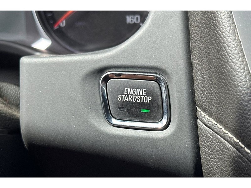 GMC Acadia Vehicle Full-screen Gallery Image 27