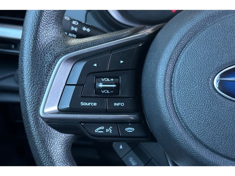 Subaru Forester Vehicle Full-screen Gallery Image 25
