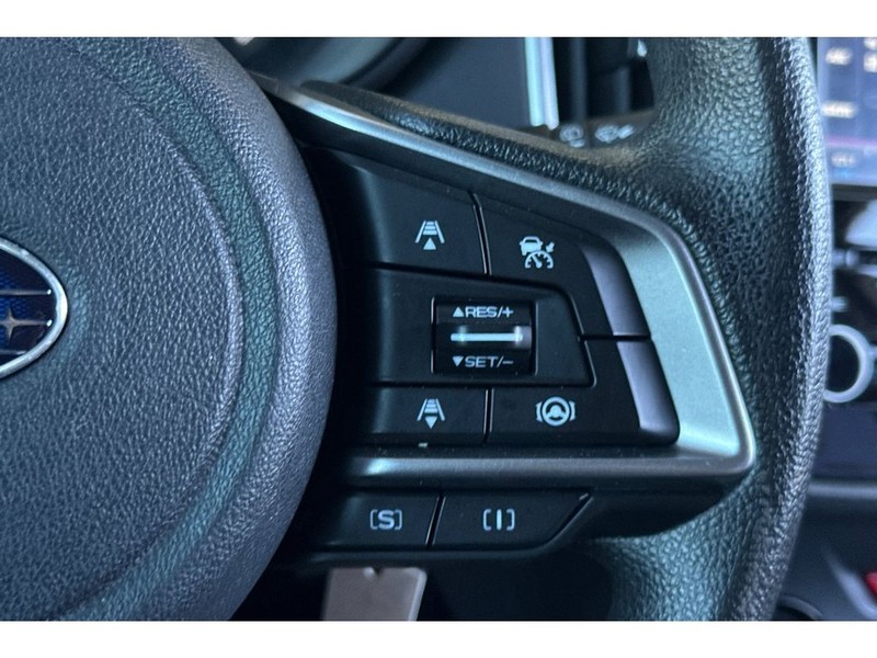 Subaru Forester Vehicle Full-screen Gallery Image 26