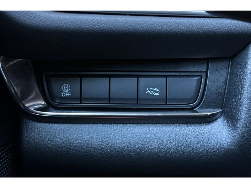 Mazda CX-30 Vehicle Full-screen Gallery Image 31