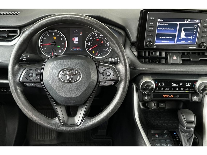 Toyota RAV4 Vehicle Full-screen Gallery Image 16