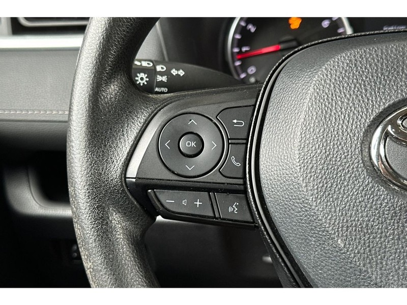 Toyota RAV4 Vehicle Full-screen Gallery Image 27