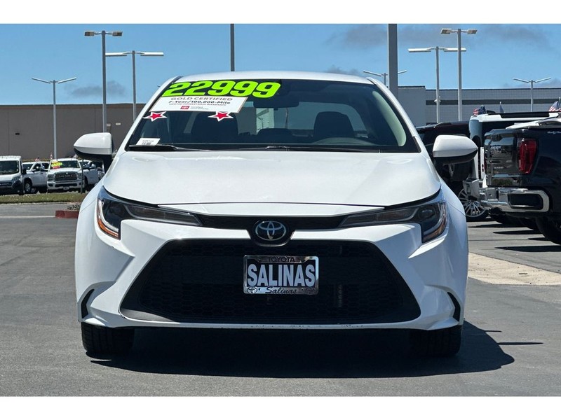 Toyota Corolla Vehicle Full-screen Gallery Image 09