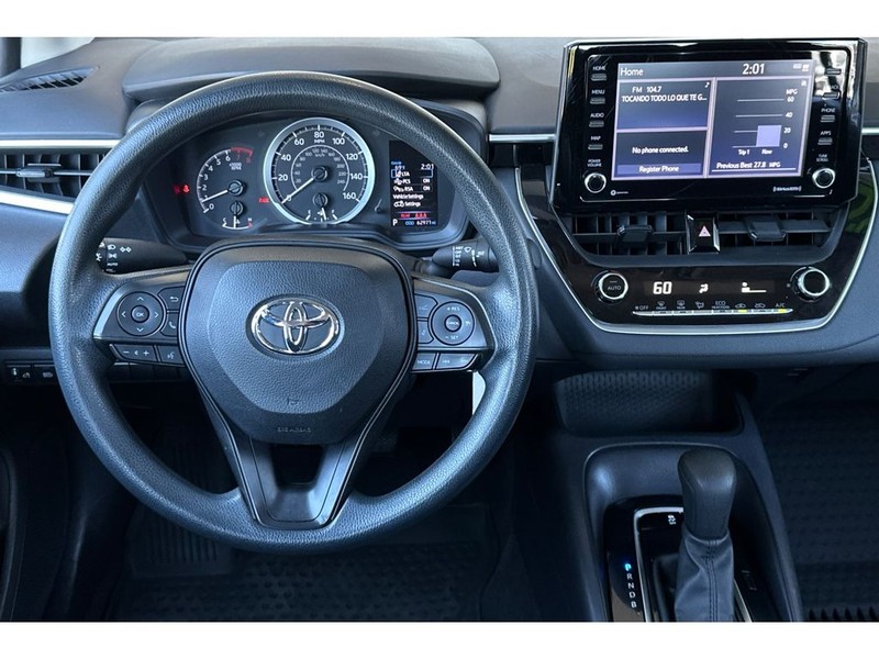 Toyota Corolla Vehicle Full-screen Gallery Image 15