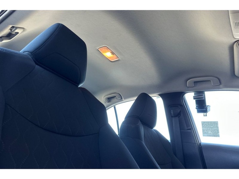 Toyota Corolla Vehicle Full-screen Gallery Image 17