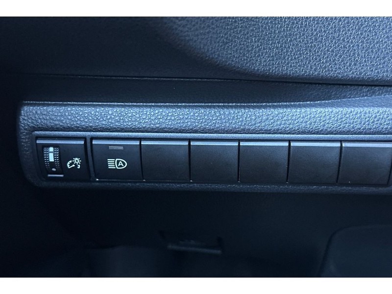 Toyota Corolla Vehicle Full-screen Gallery Image 28