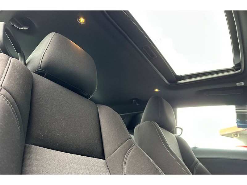 Dodge Challenger Vehicle Full-screen Gallery Image 18