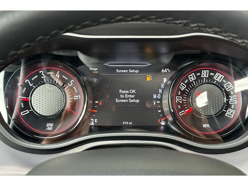 Dodge Challenger Vehicle Full-screen Gallery Image 29
