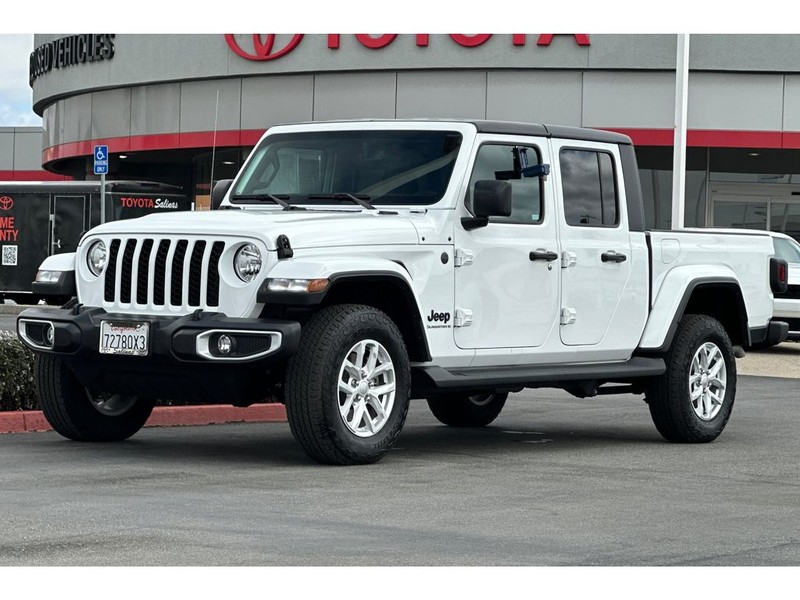 Jeep Gladiator Vehicle Full-screen Gallery Image 08