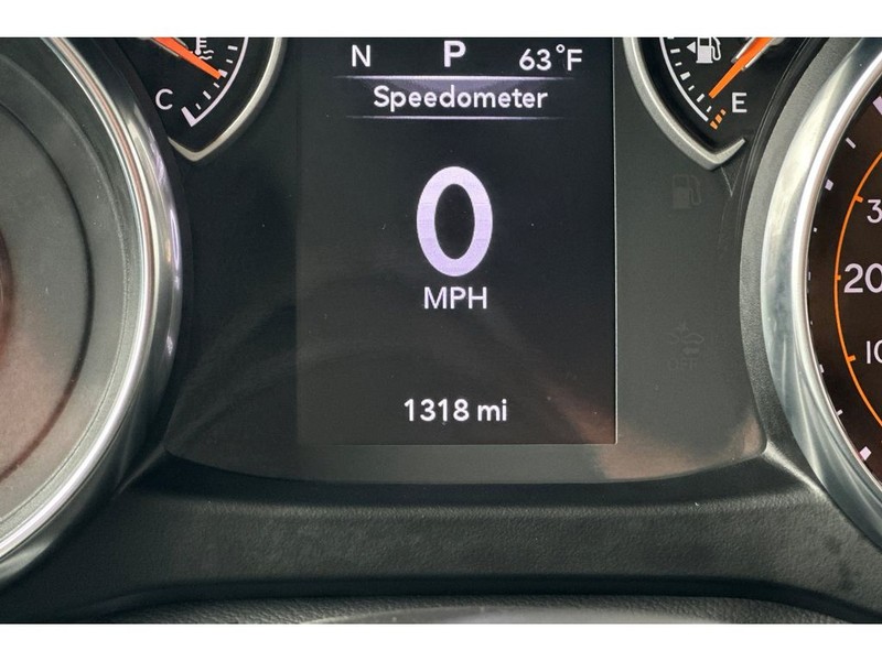 Jeep Gladiator Vehicle Full-screen Gallery Image 30