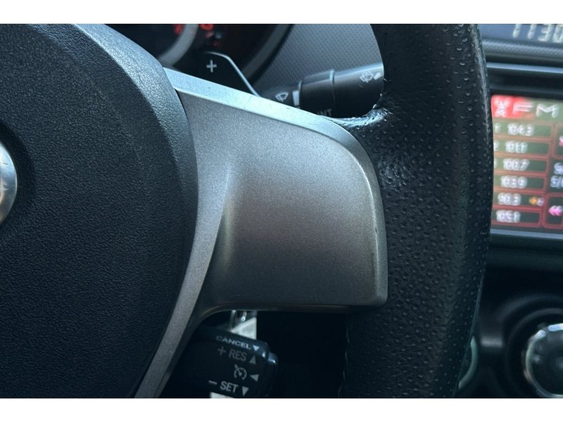 Scion tC Vehicle Full-screen Gallery Image 24